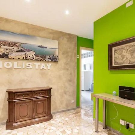 Holistay Suites Venezia Mestre Buitenkant foto