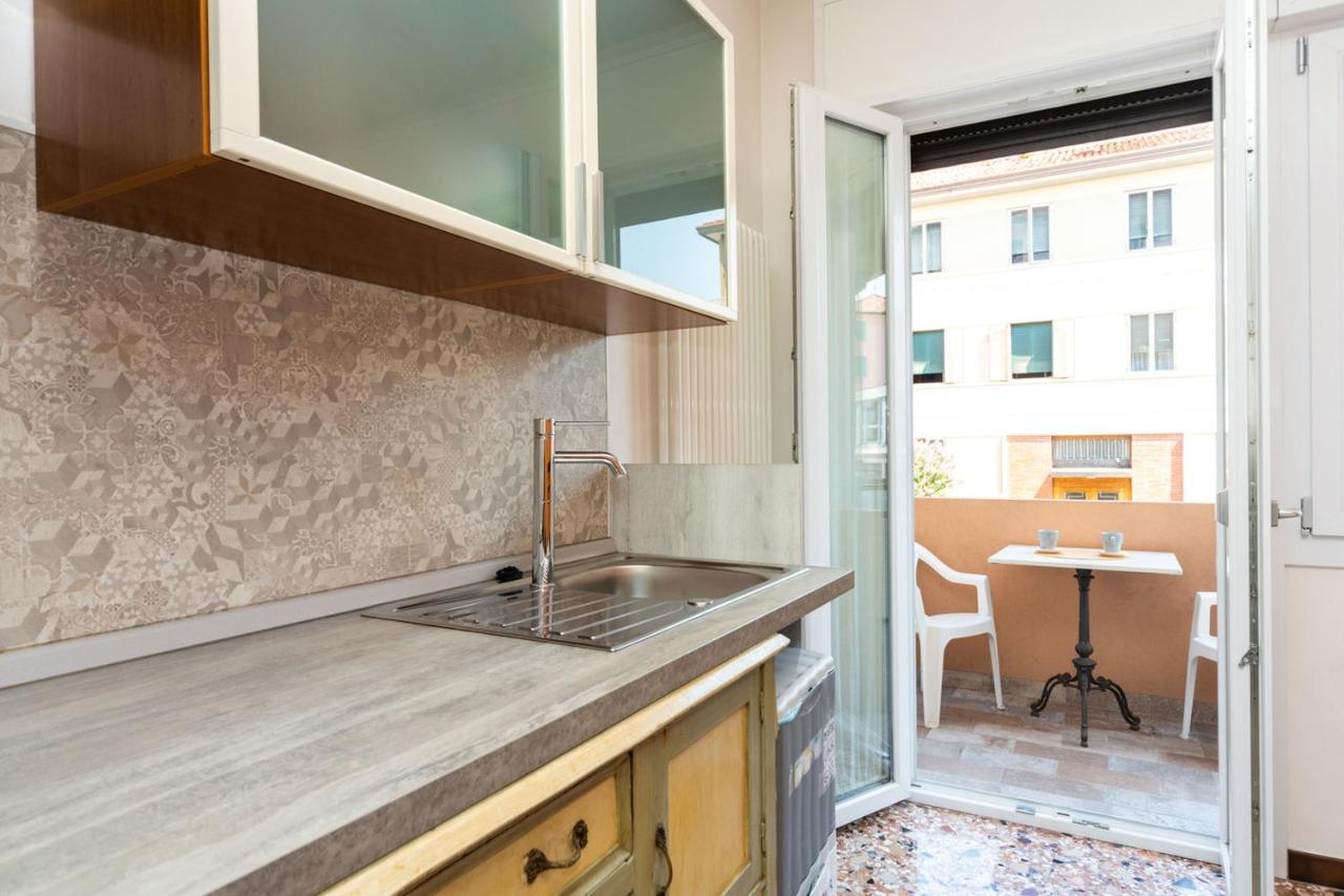 Holistay Suites Venezia Mestre Buitenkant foto