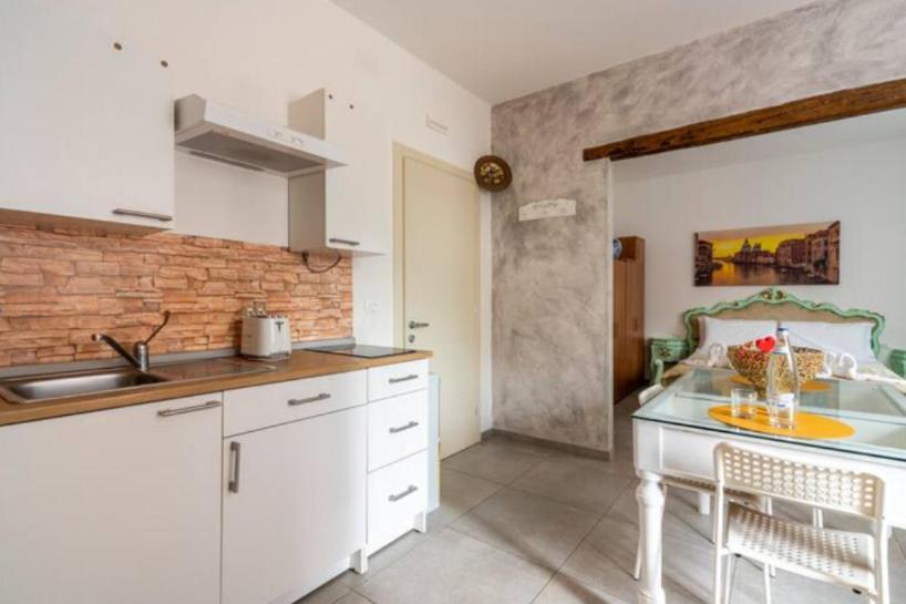 Holistay Suites Venezia Mestre Buitenkant foto