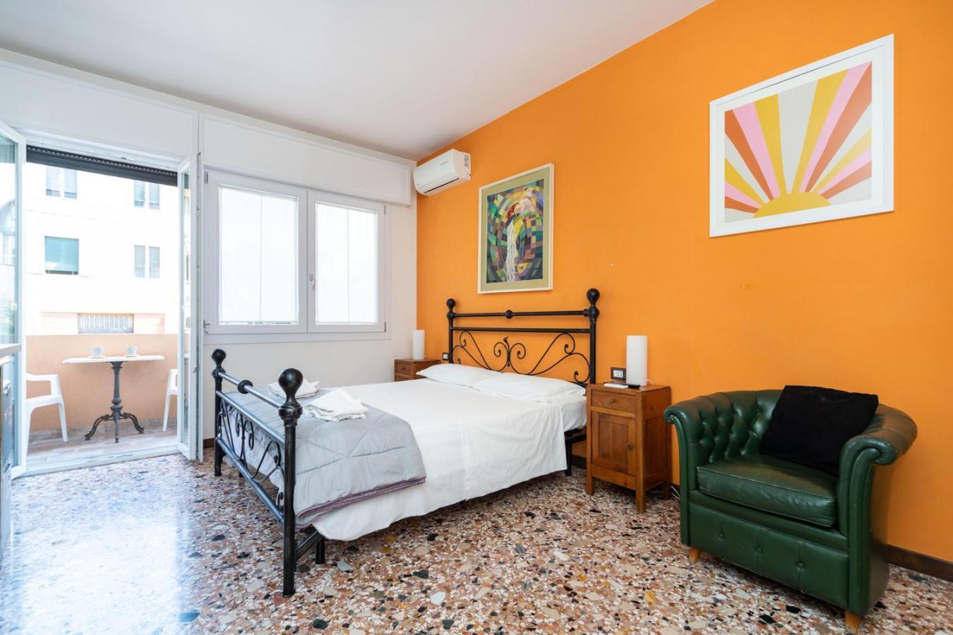 Holistay Suites Venezia Mestre Kamer foto